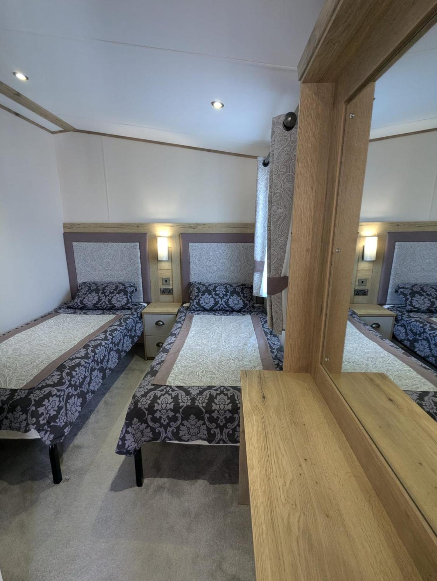 Stunning Caravan With Panoramic Views Weymouth Littlesea Haven Wyke Regis Eksteriør bilde